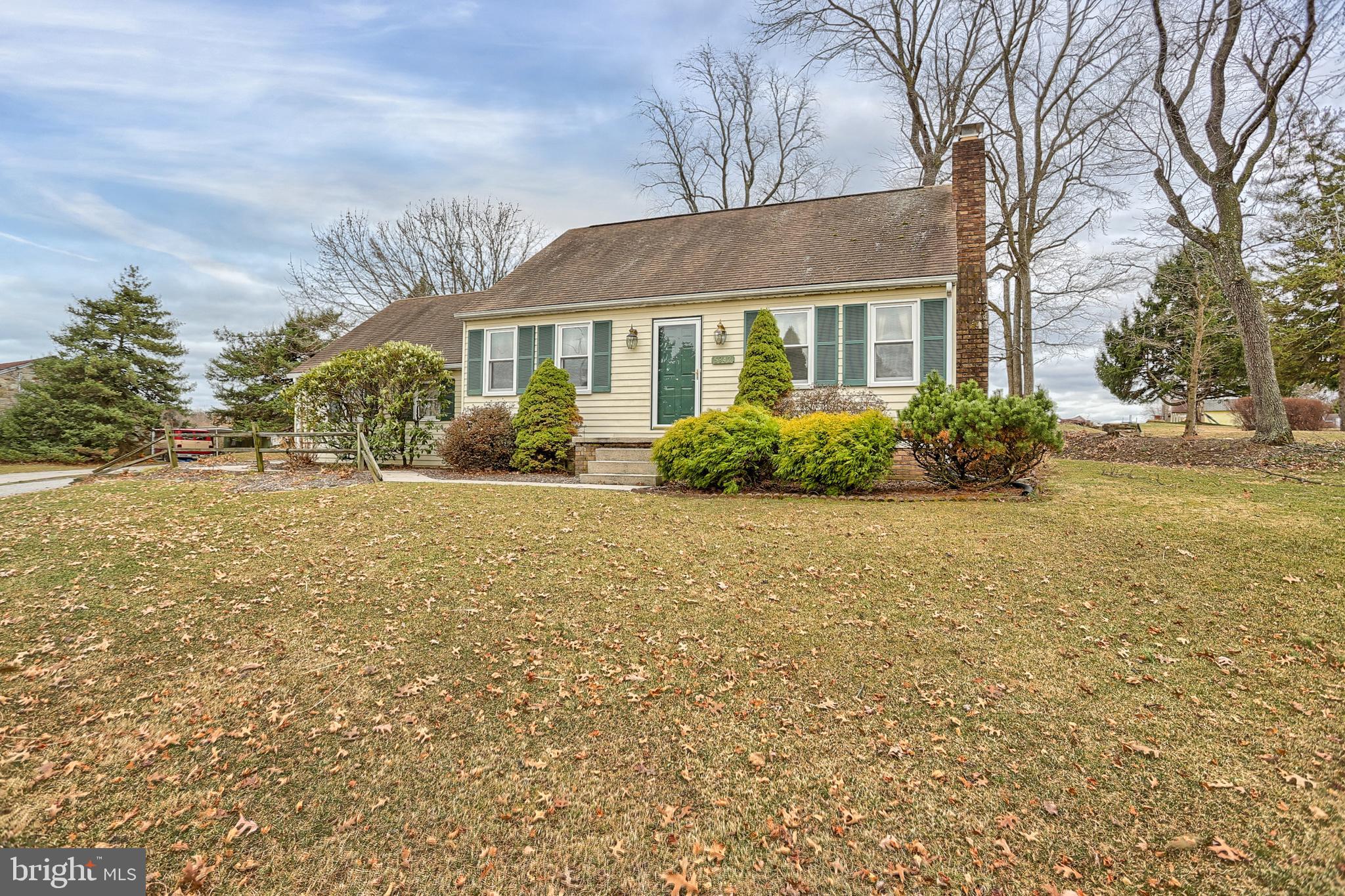 5842 Ambau Road Spring Grove, PA 17362 - Photo 3 of 35