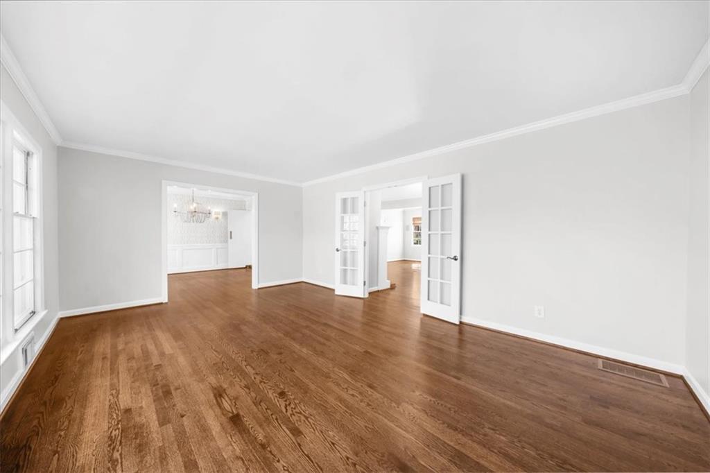 525 Timber Valley Road Northeast Sandy Springs, GA 30342 - Photo 8 of 40 Gallery Image 8