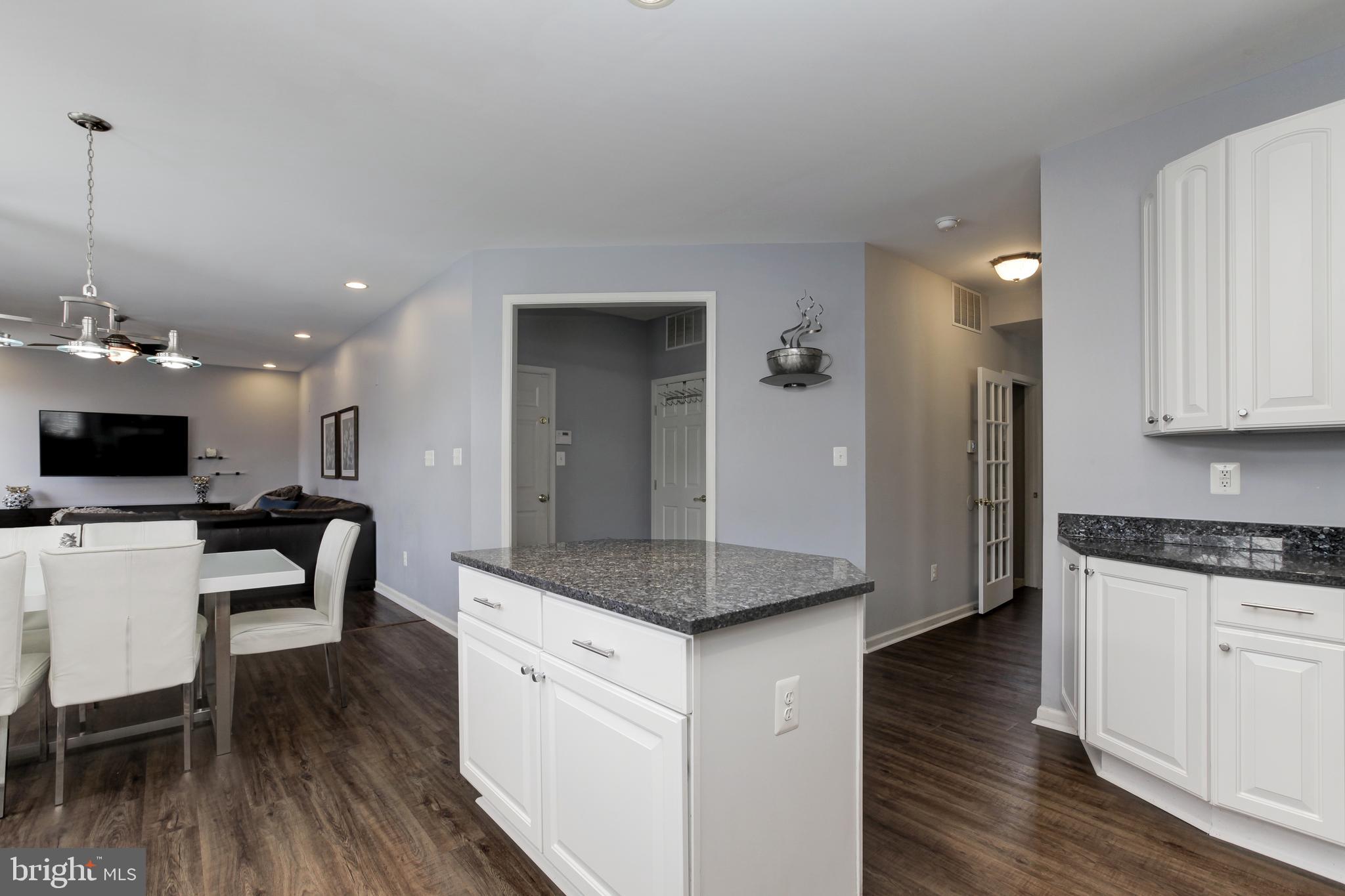 811 Highland Ridge Avenue Gaithersburg, MD 20878 - Photo 16 of 49 Gallery Image 16