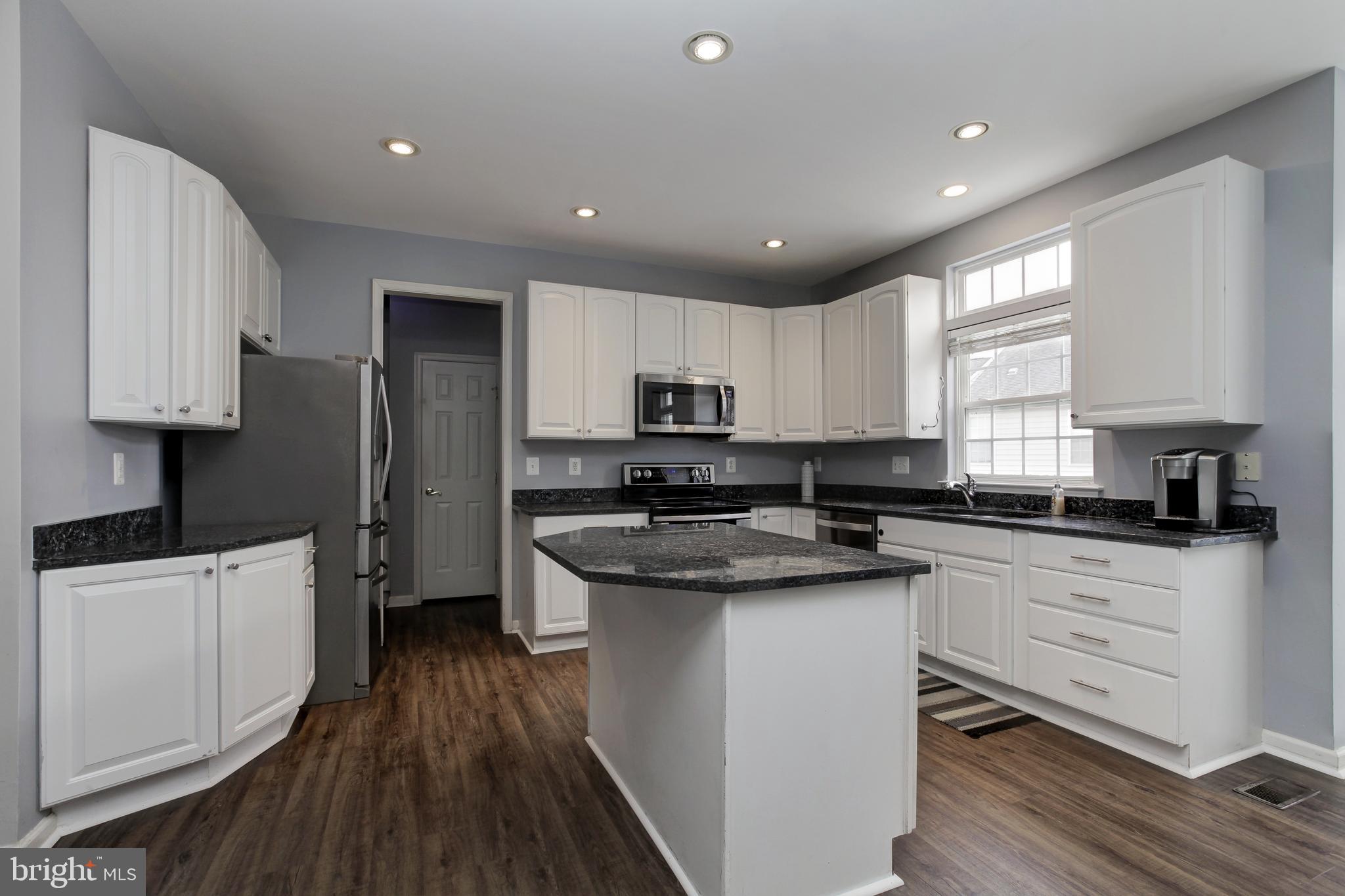 811 Highland Ridge Avenue Gaithersburg, MD 20878 - Photo 18 of 49 Gallery Image 18