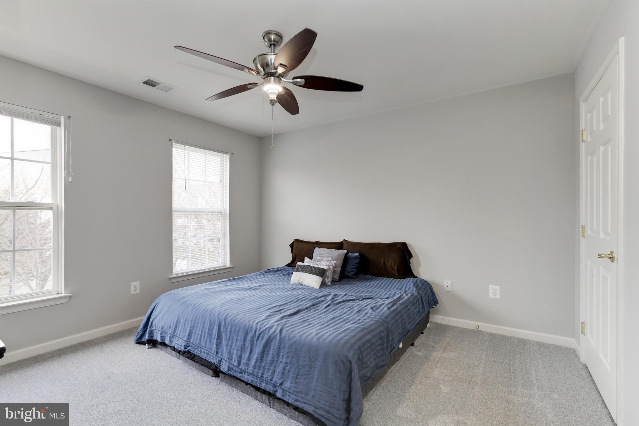 811 Highland Ridge Avenue Gaithersburg, MD 20878 - Photo 26 of 49 Gallery Image 26
