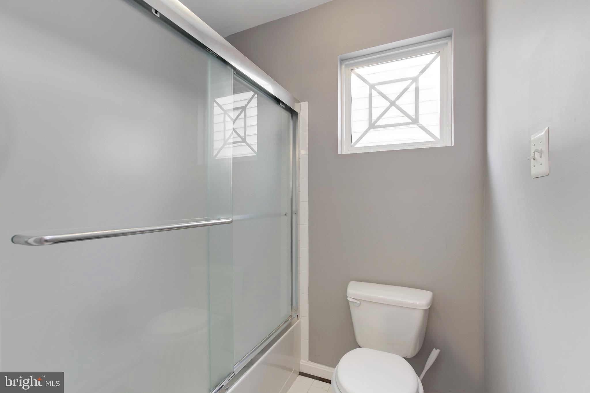 811 Highland Ridge Avenue Gaithersburg, MD 20878 - Photo 29 of 49 Gallery Image 29
