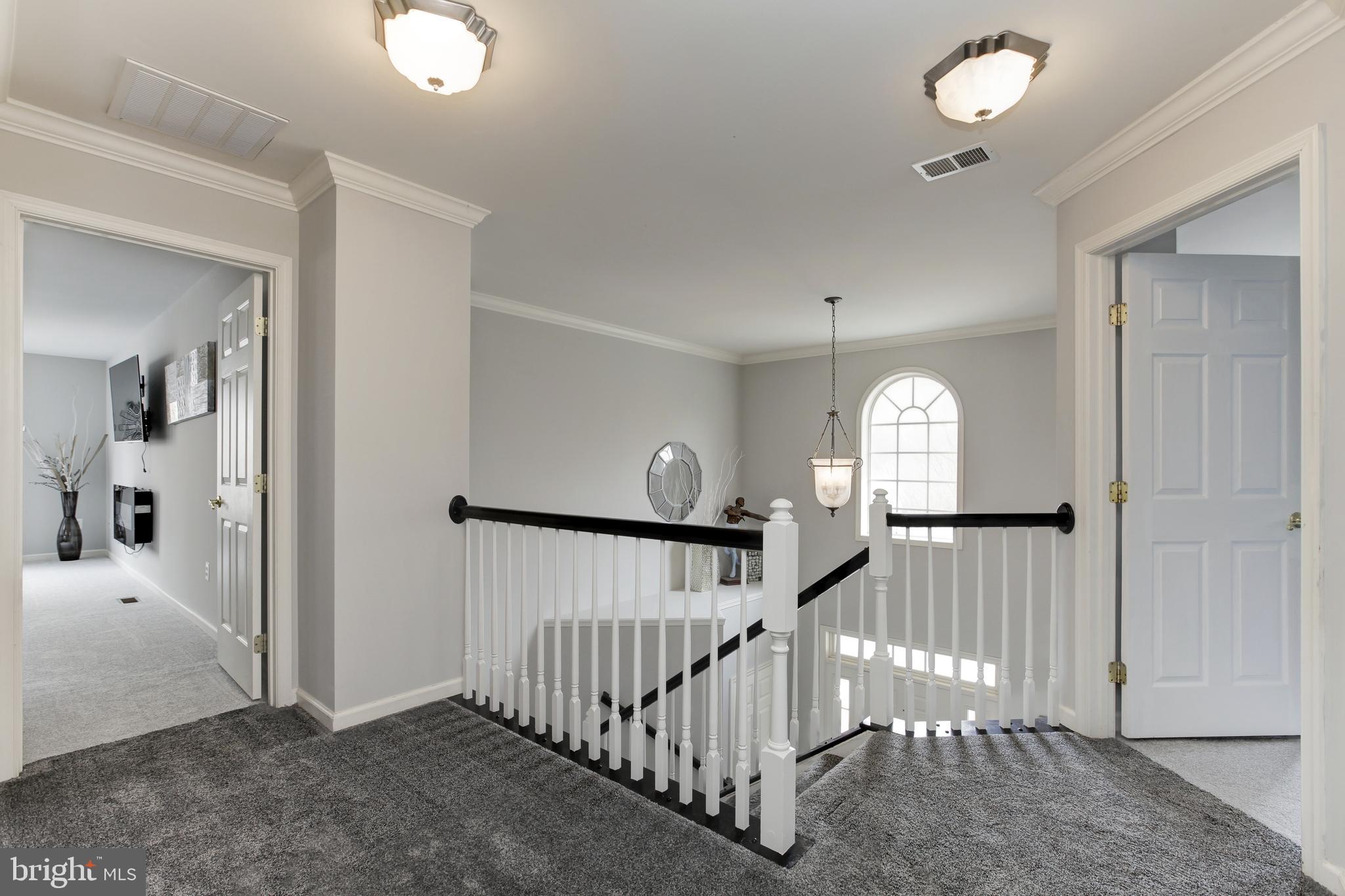811 Highland Ridge Avenue Gaithersburg, MD 20878 - Photo 33 of 49 Gallery Image 33