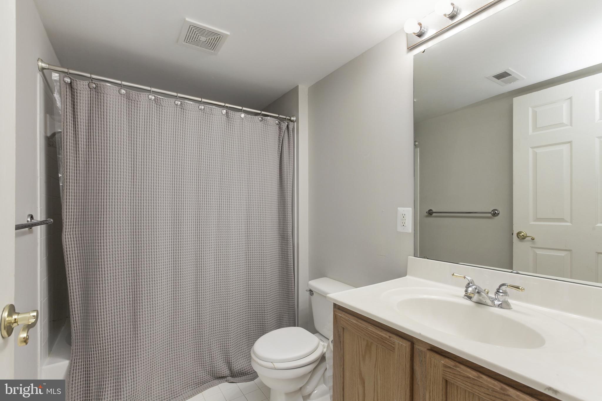 811 Highland Ridge Avenue Gaithersburg, MD 20878 - Photo 43 of 49 Gallery Image 43