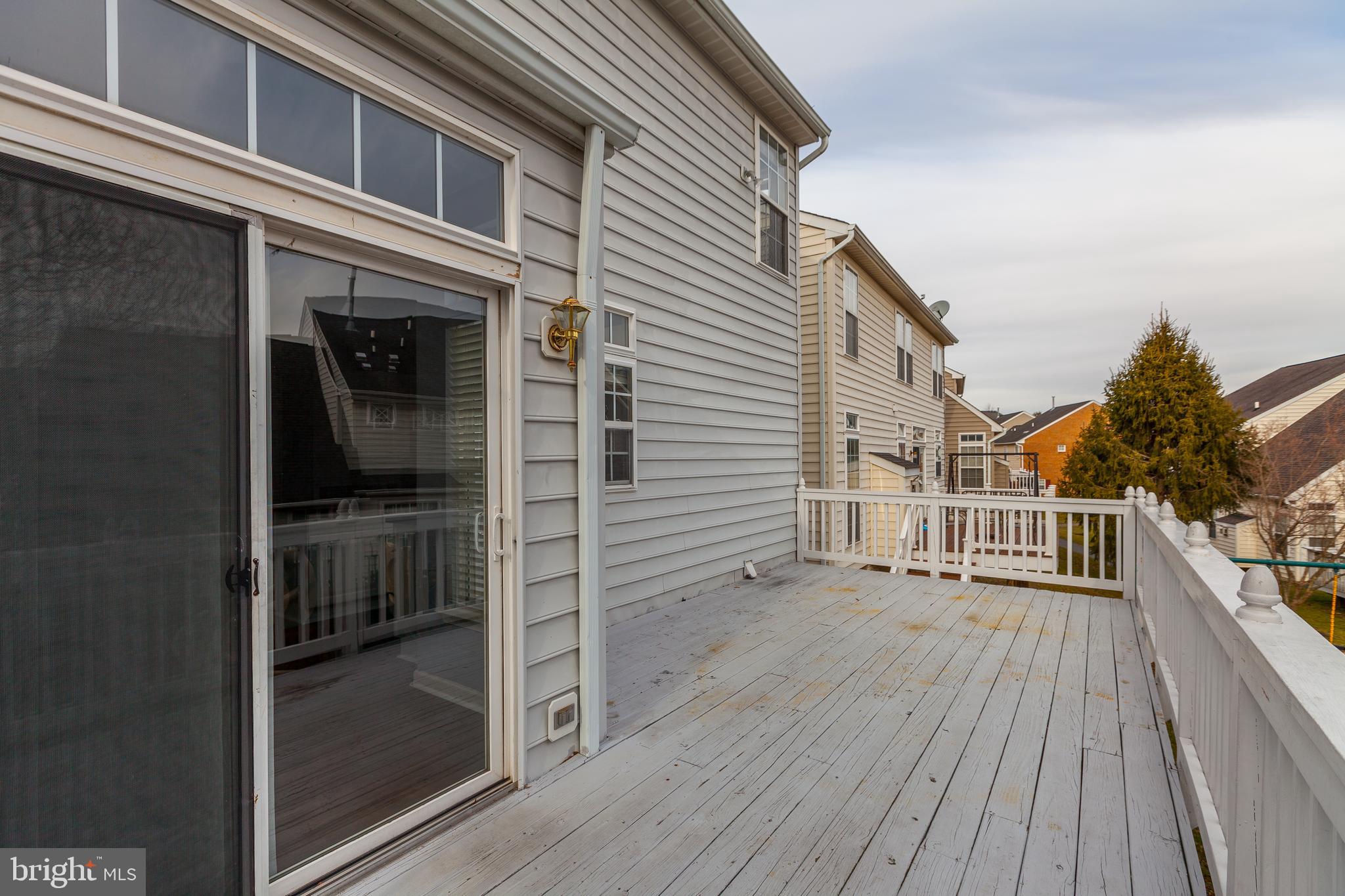 811 Highland Ridge Avenue Gaithersburg, MD 20878 - Photo 46 of 49 Gallery Image 46