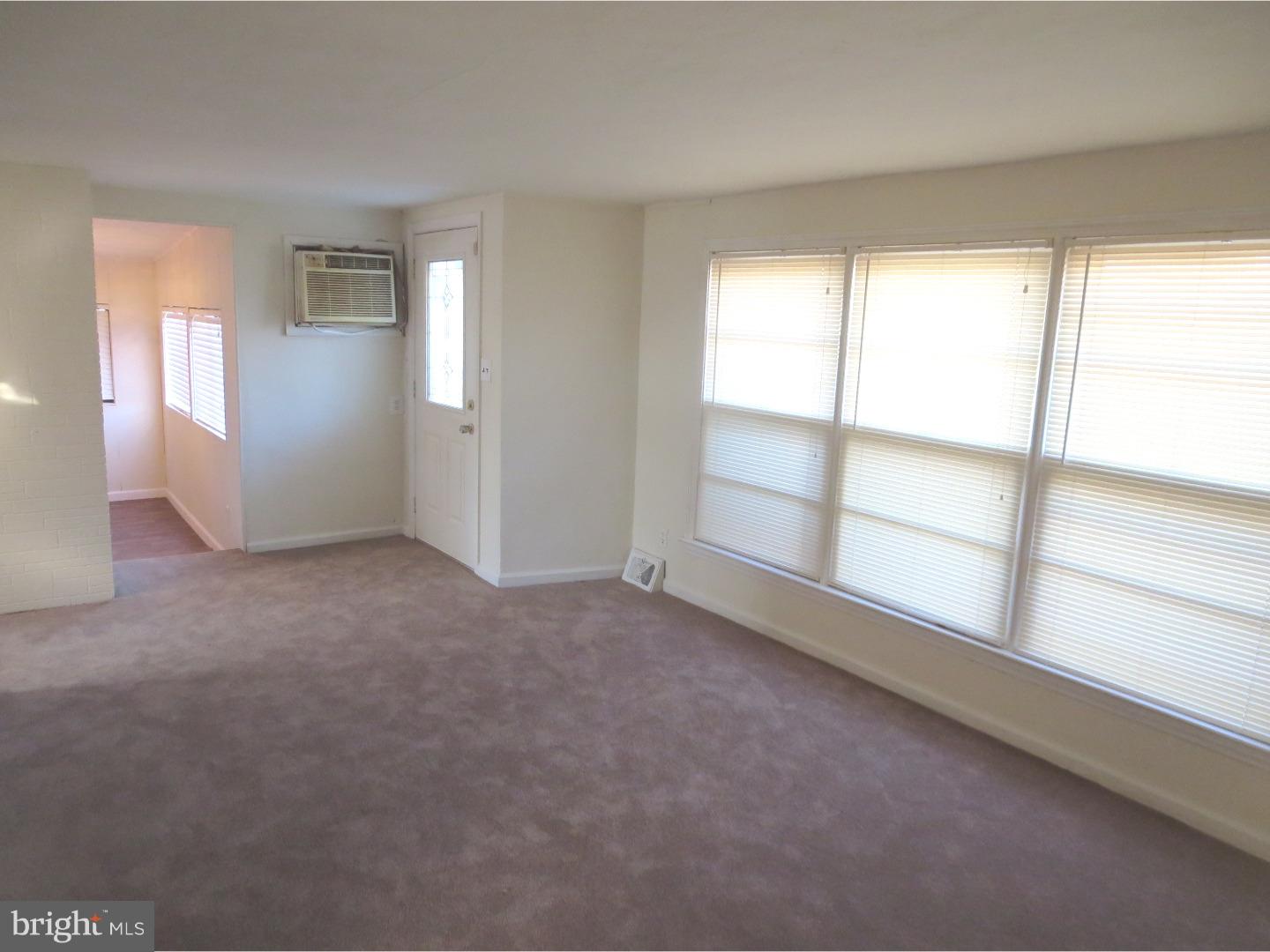 801 Broad Street Bristol, PA 19007 - Photo 11 of 24 Living Room