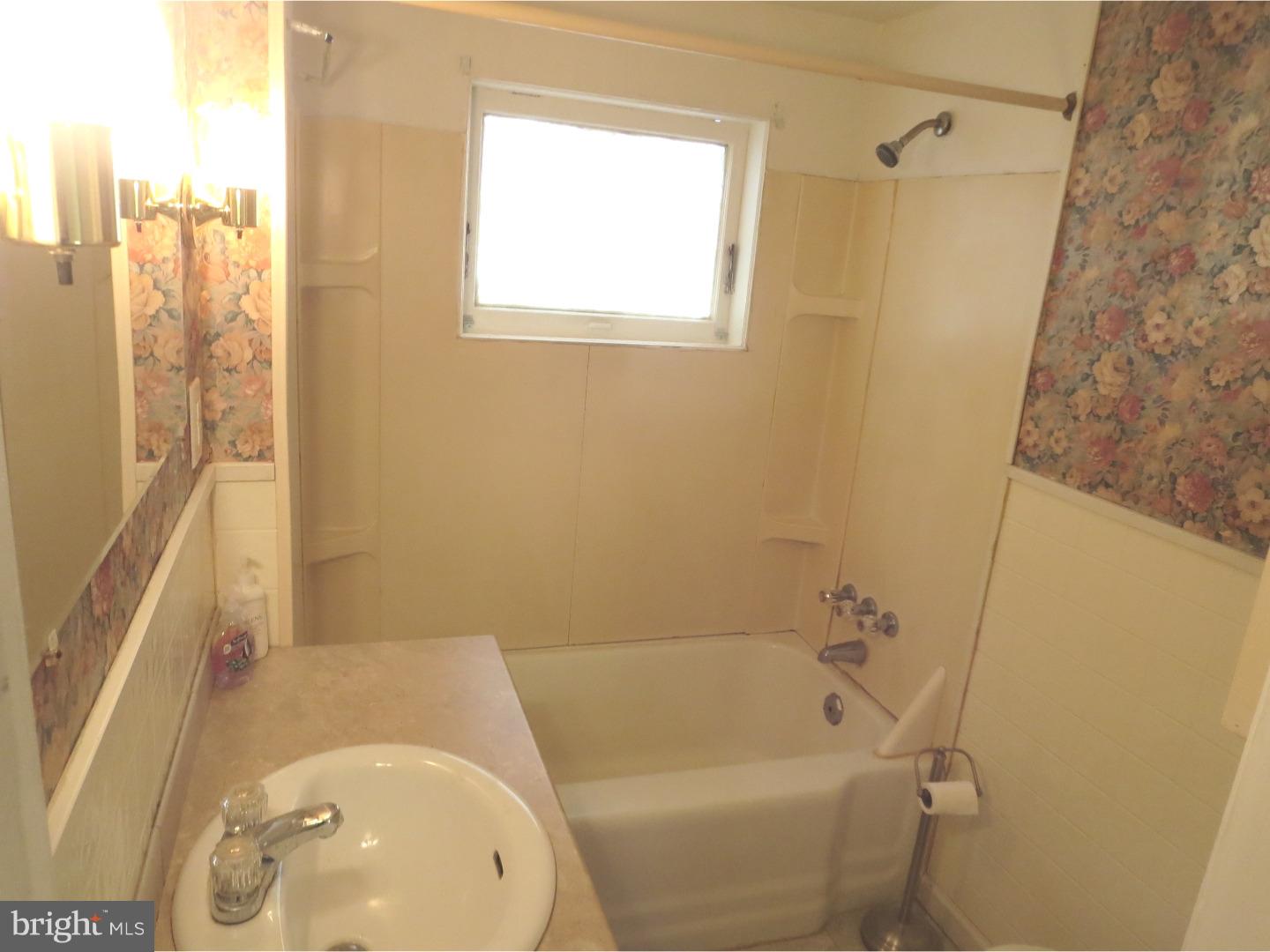 801 Broad Street Bristol, PA 19007 - Photo 17 of 24 Bathroom