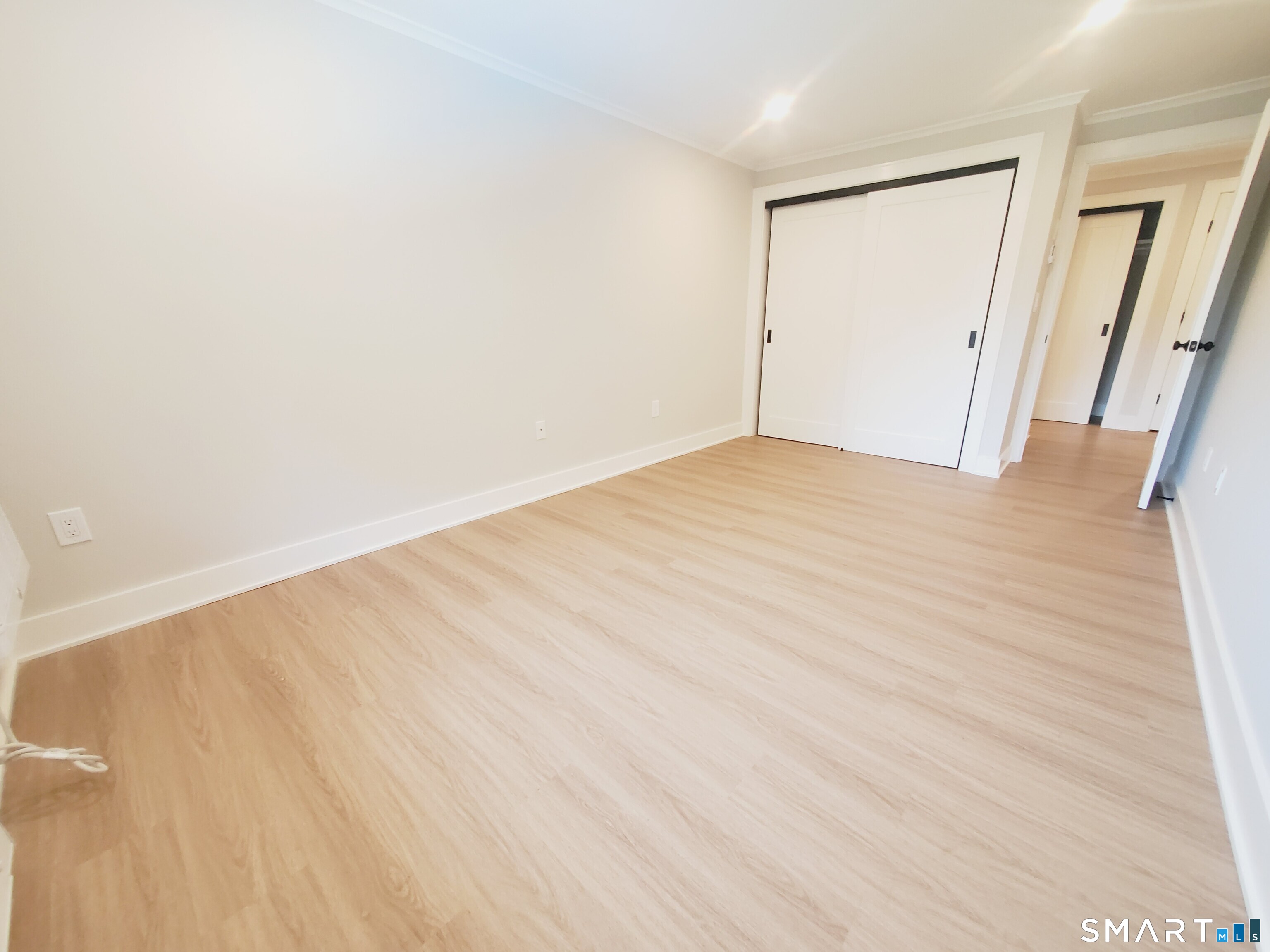 85 Riverside Avenue, Unit F7 Stamford, CT 06905 - Photo 11 of 14 Gallery Image 11