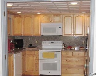 1634 Seidersville Road Bethlehem, PA 18015 - Photo 14 of 50 Gallery Image 14