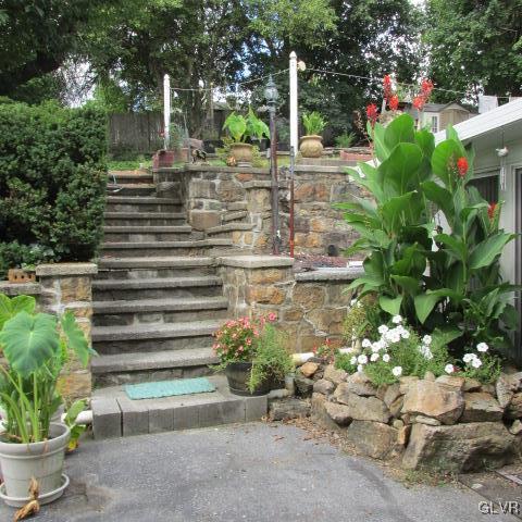 1634 Seidersville Road Bethlehem, PA 18015 - Photo 3 of 50 Gallery Image 3