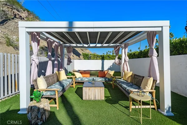 $1,150,000 | 2499 South Palm Canyon Drive, Palm Springs, CA 92264