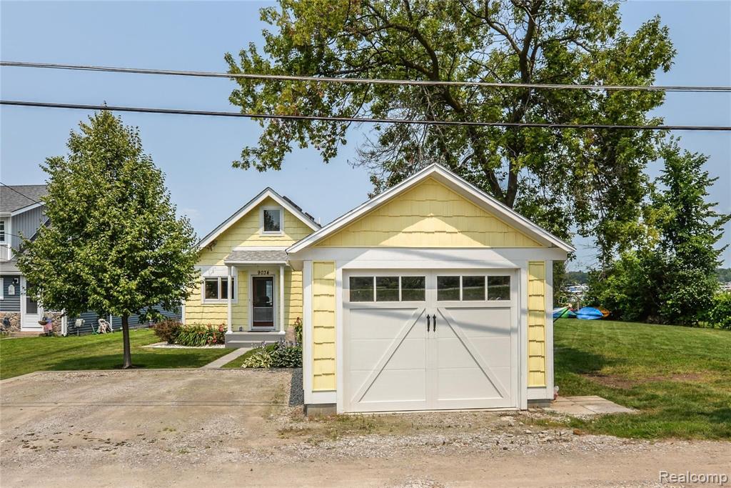 9034 Dexter-Pinckney Road Pinckney, MI 48169 - Photo 6 of 33 Gallery Image 6