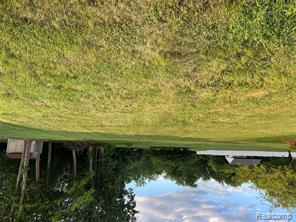 16689 Carter Road Trenton, MI 48183 - Photo 2 of 5