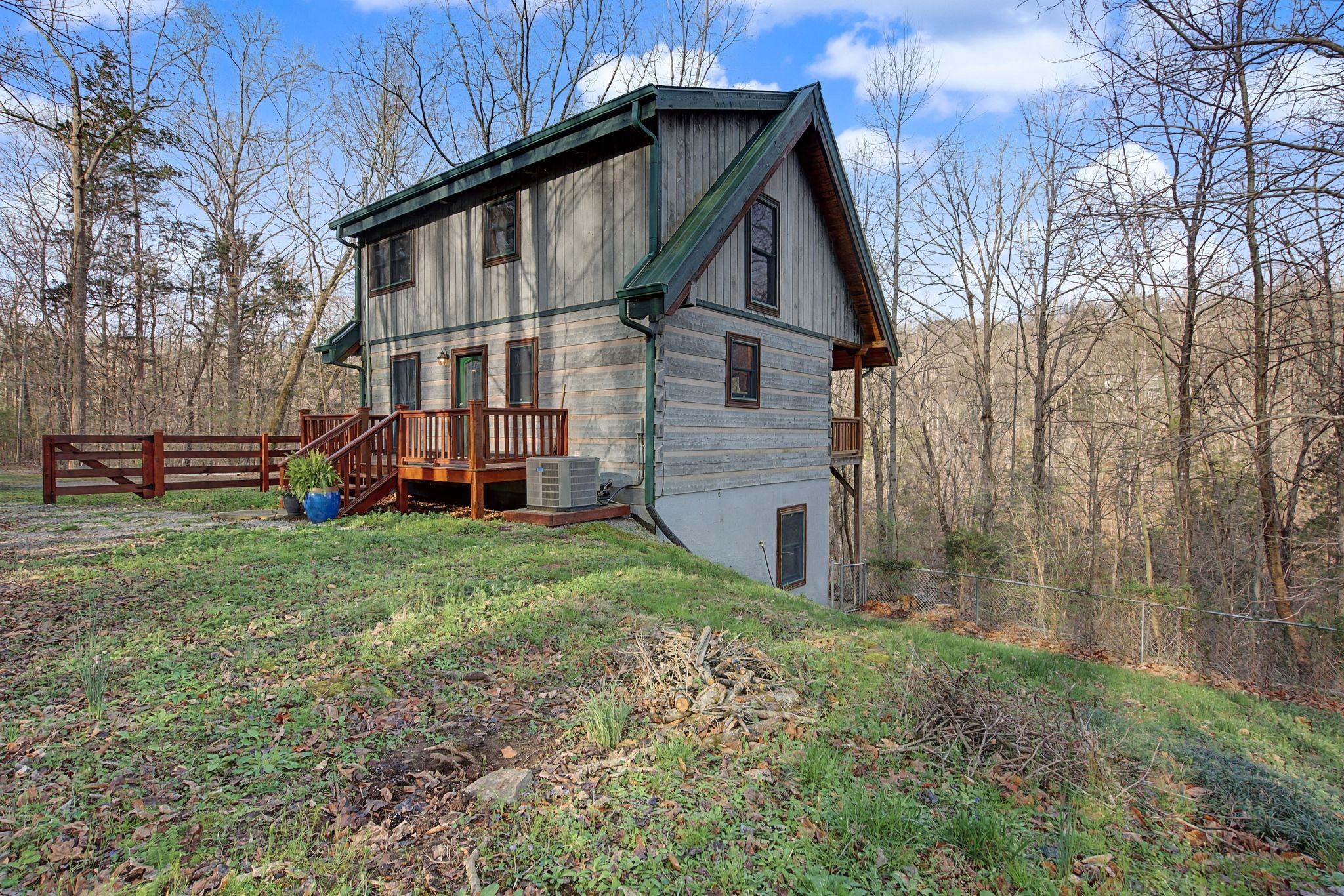 1146 Treanor Springs Road Kingston Springs, TN 37082 - Photo 14 of 31 a view of a house with a yard