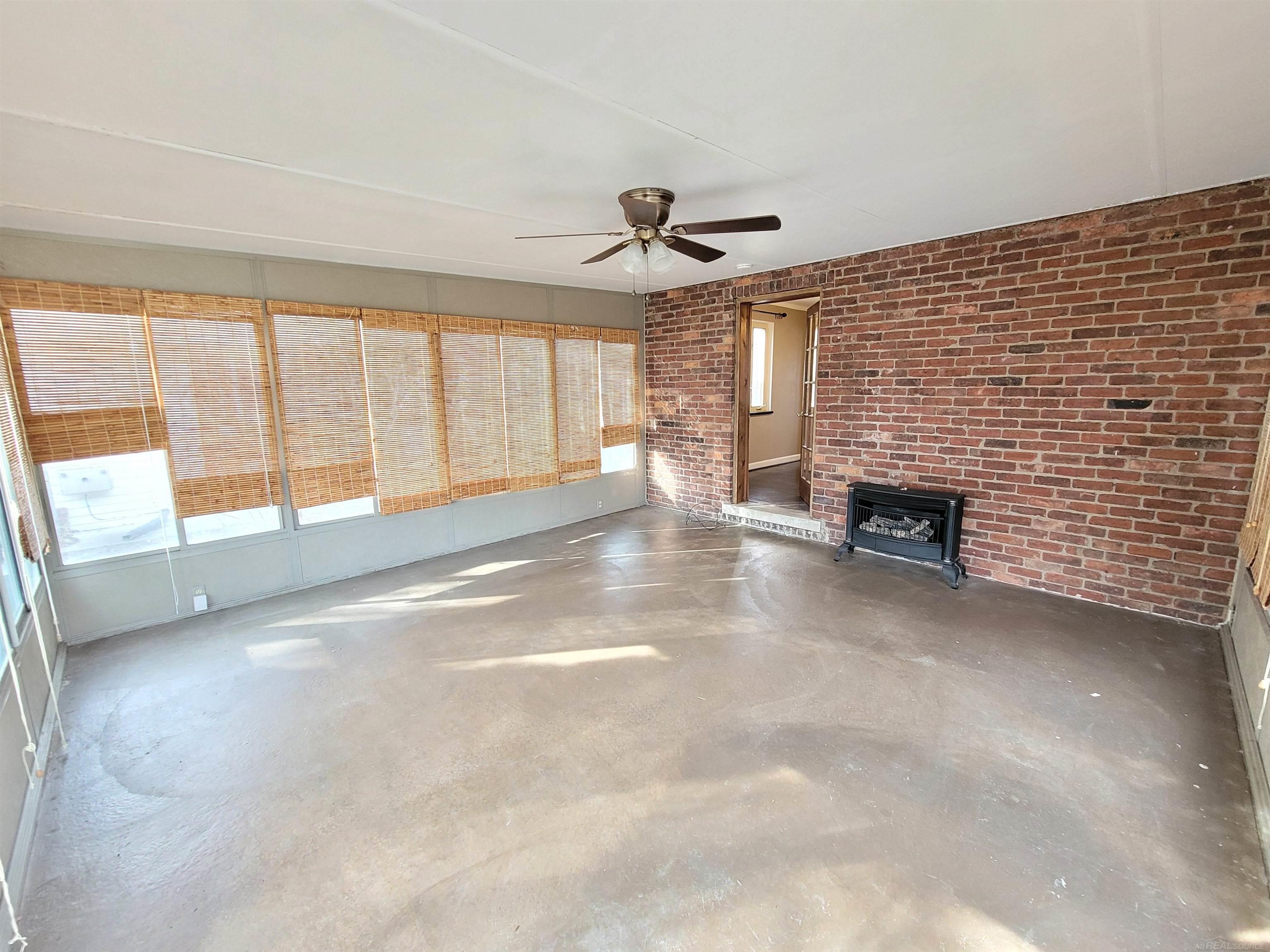 831 Roslyn Road Grosse Pointe, MI 48236 - Photo 10 of 46