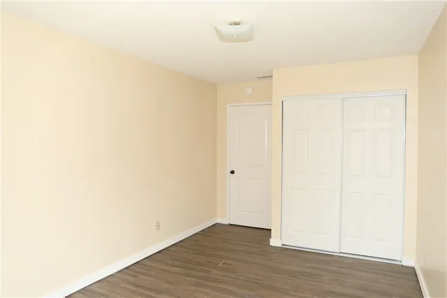 $2,700 | 37138 Vía Cordova, Palmdale, CA 93550