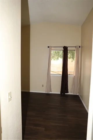 $2,700 | 37138 Vía Cordova, Palmdale, CA 93550