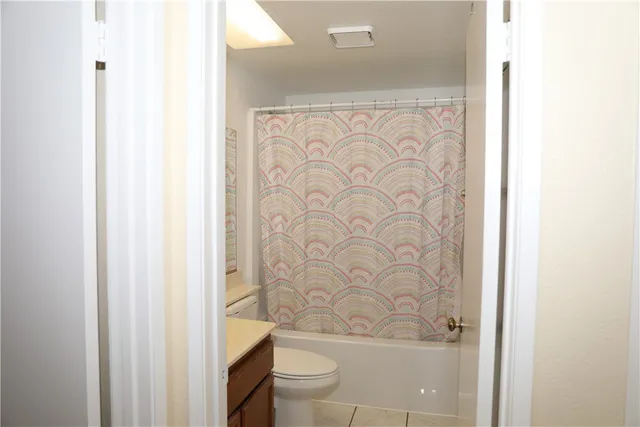 $2,700 | 37138 Vía Cordova, Palmdale, CA 93550