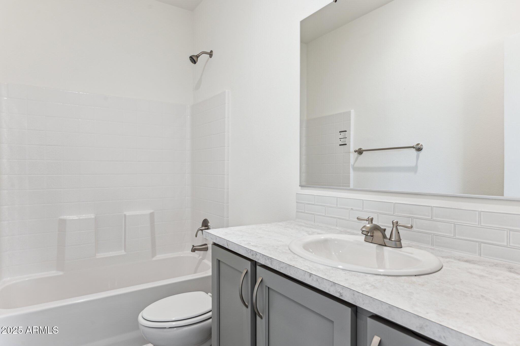 53275 West Adele Road Maricopa, AZ 85139 - Photo 25 of 39 18-web-or-mls-53275-w-adele-rd