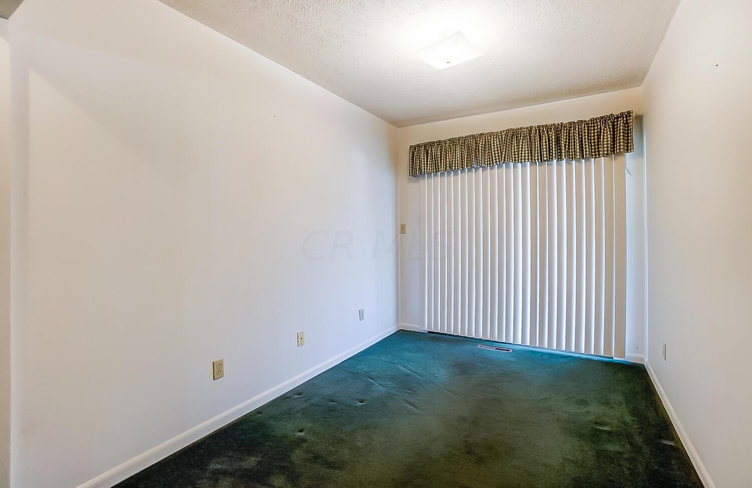 3150 Hillgate Road Columbus, OH 43207 - Photo 12 of 43 50043047-012_web