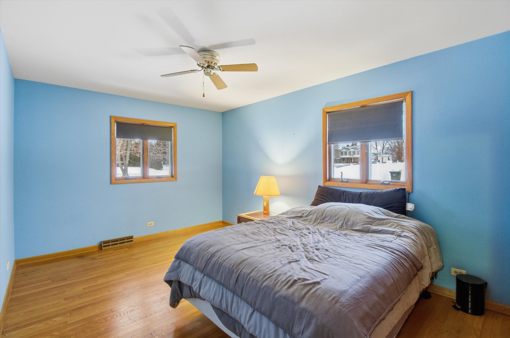 219 North Prospect Street Roselle, IL 60172 - Photo 18 of 34 a bedroom with a bed and a window