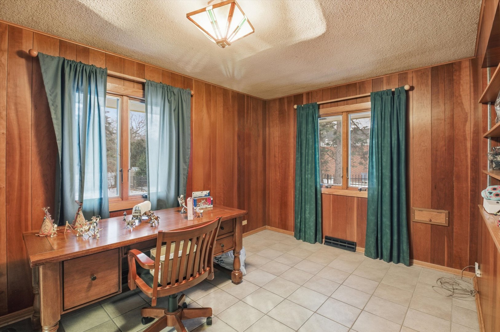 219 North Prospect Street Roselle, IL 60172 - Photo 23 of 34 a dining room with furniture and window