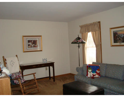 151 Fiberloid Street Springfield, MA 01151 - Photo 7 of 12