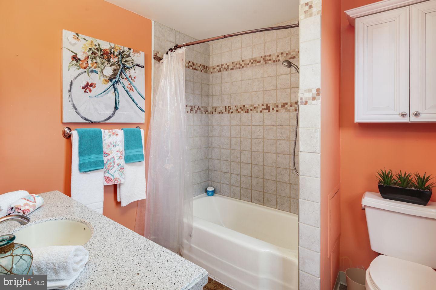 609 Spring Road Hammonton, NJ 08037 - Photo 28 of 44 Upstairs Bath