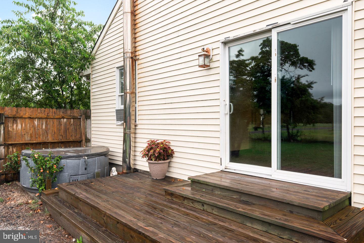 609 Spring Road Hammonton, NJ 08037 - Photo 29 of 44 Side Porch