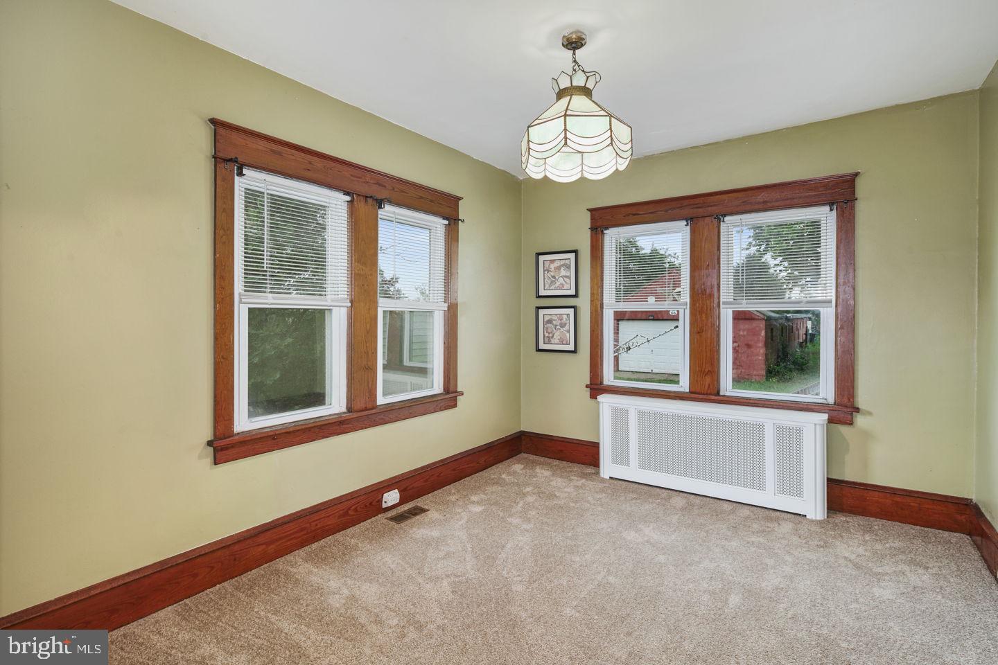609 Spring Road Hammonton, NJ 08037 - Photo 32 of 44 Dining Room