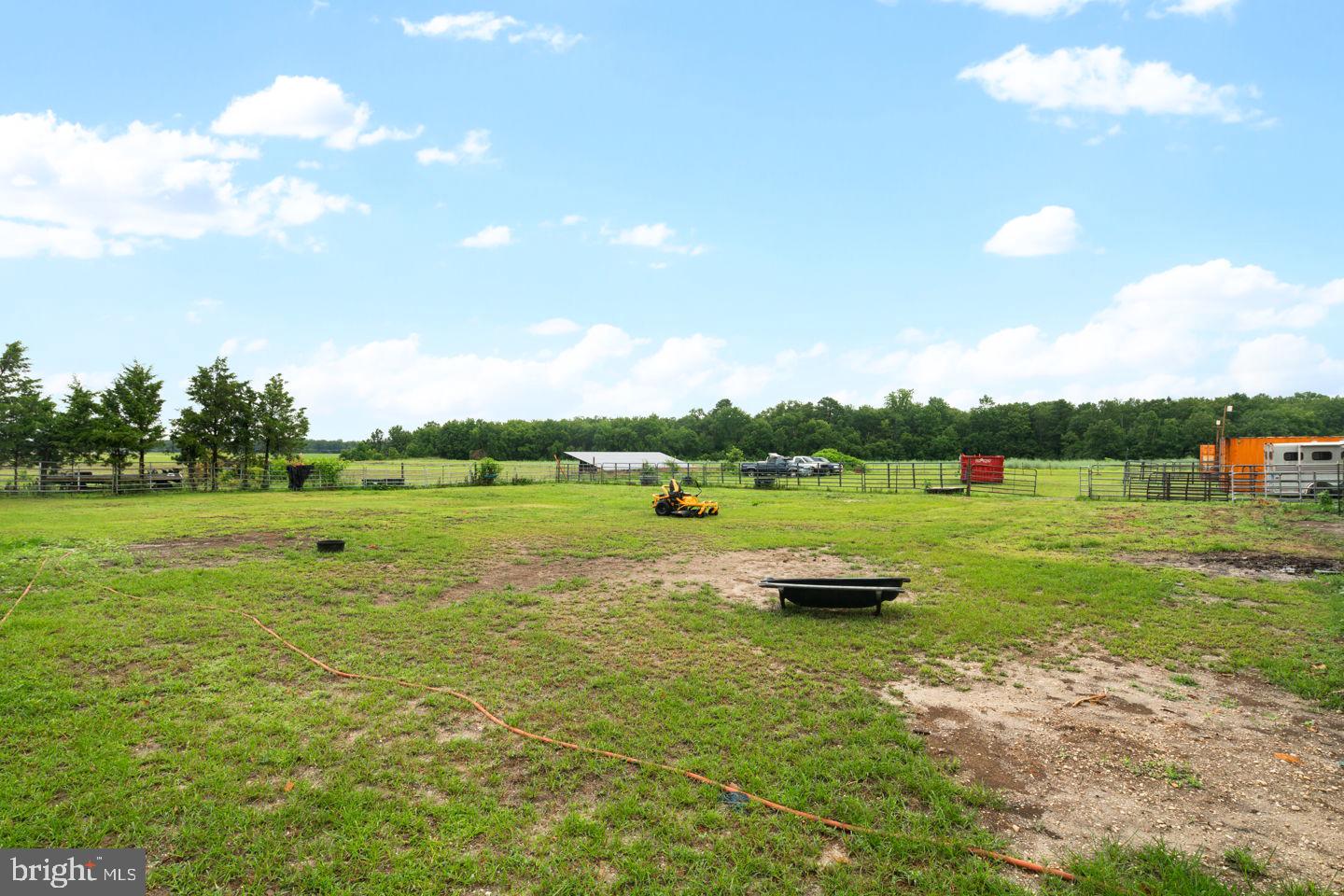609 Spring Road Hammonton, NJ 08037 - Photo 38 of 44 Grounds