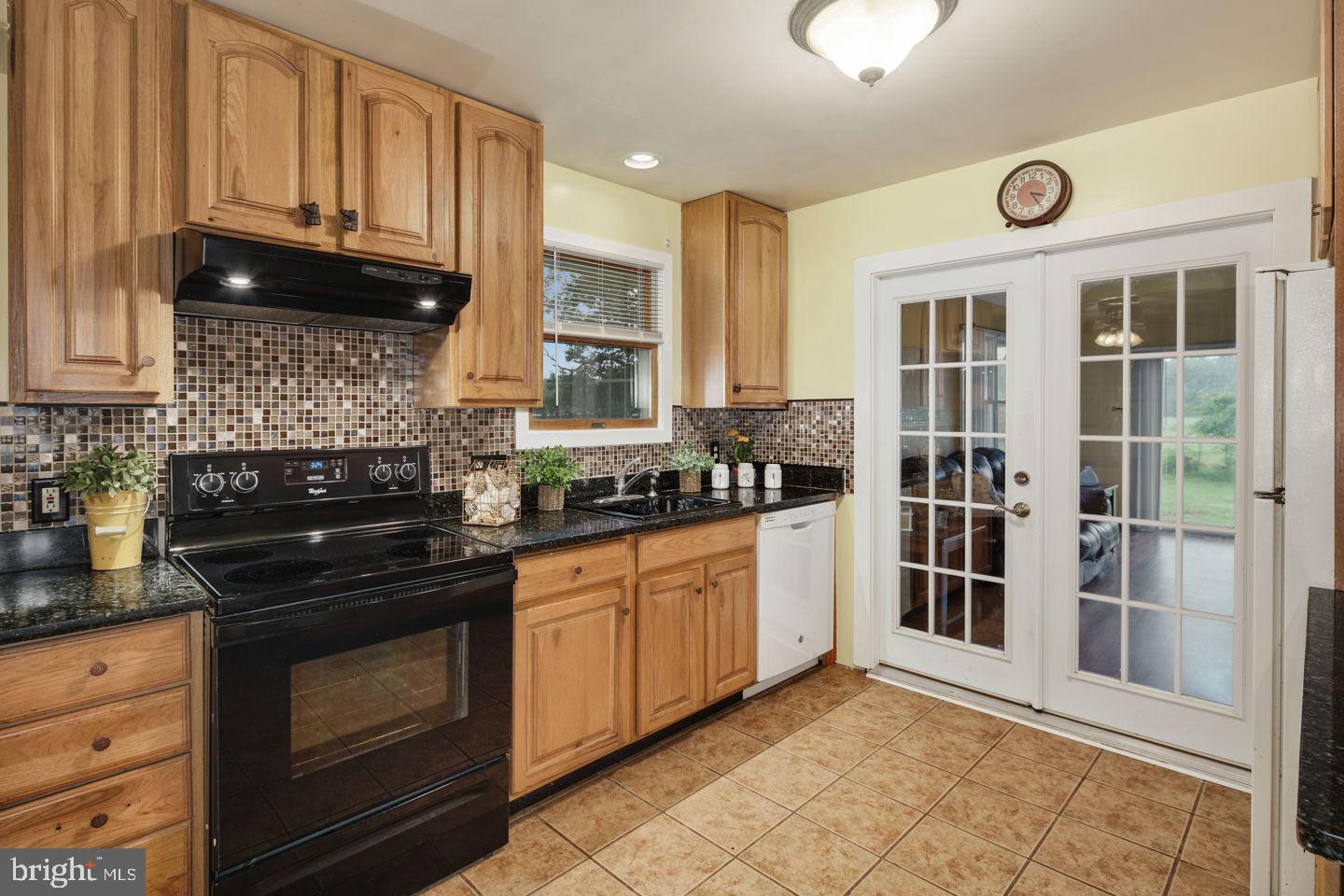 609 Spring Road Hammonton, NJ 08037 - Photo 5 of 44 Kitchen