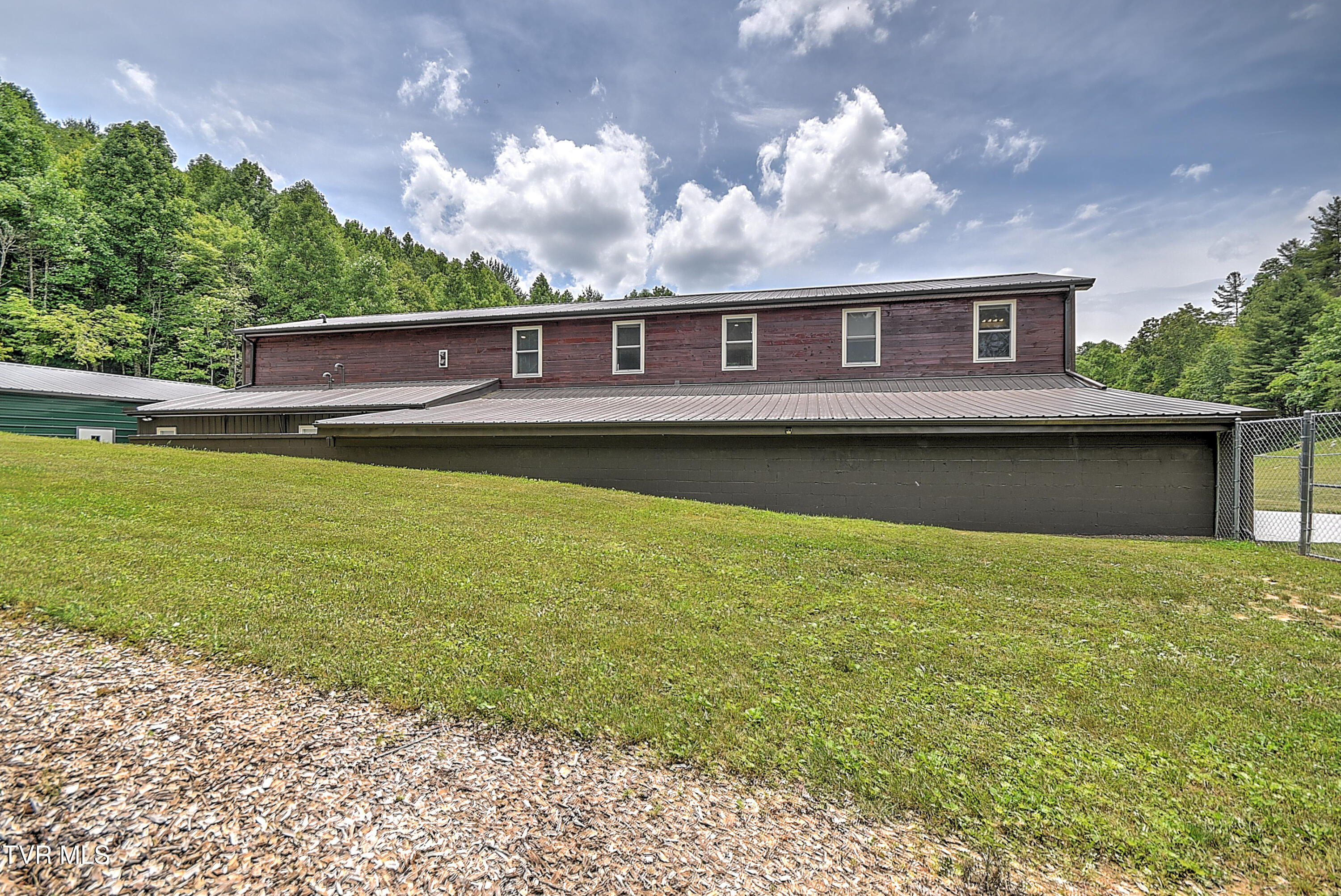 4125 Pine Orchard Road Butler, TN 37640 - Photo 75 of 86 4125 Pine Orchard LC-79