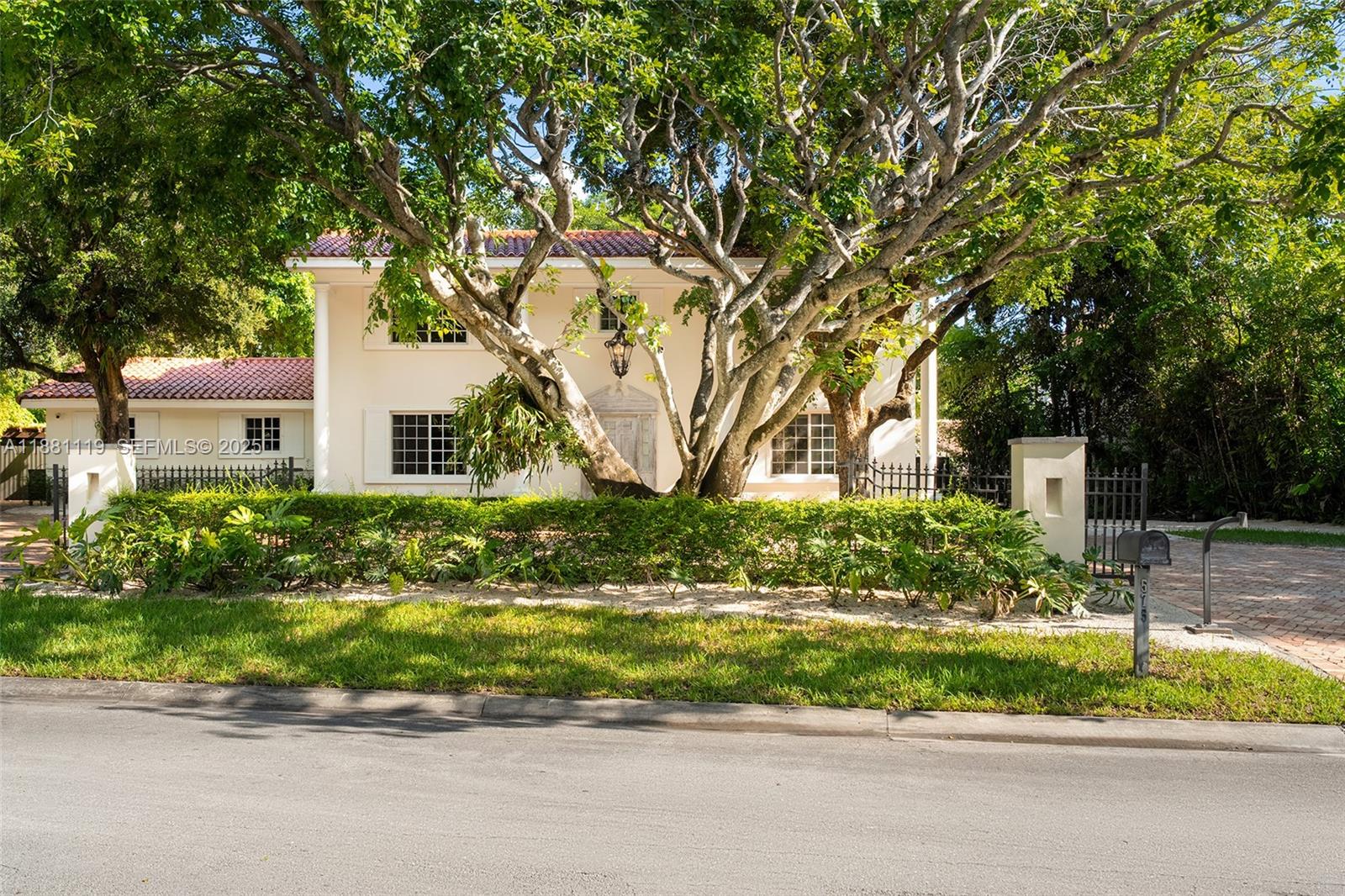 575 Bay Point Road Miami, FL 33137 - Photo 21 of 87