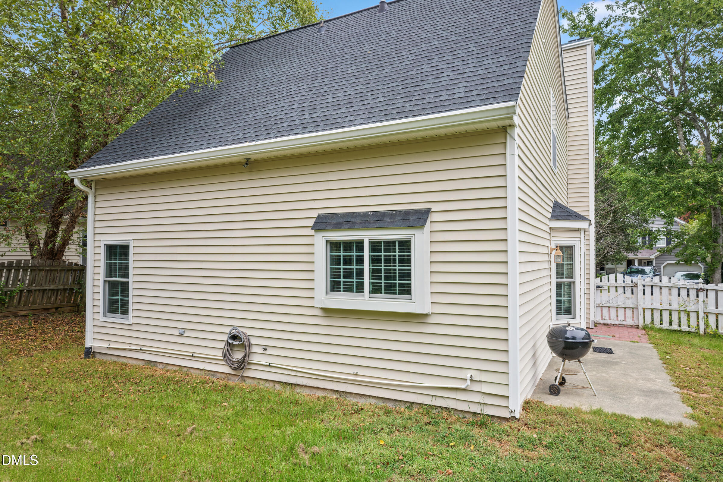 6 Tinsbury Place Durham, NC 27713 - Photo 27 of 30 a front view of a house with a yard