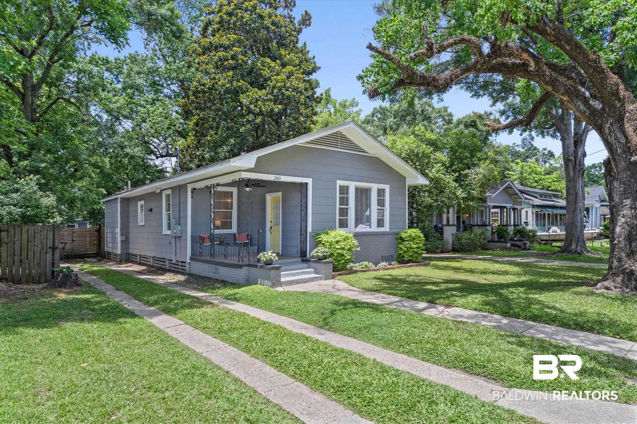260 Williams Street Mobile, AL 36606 - Photo 2 of 23