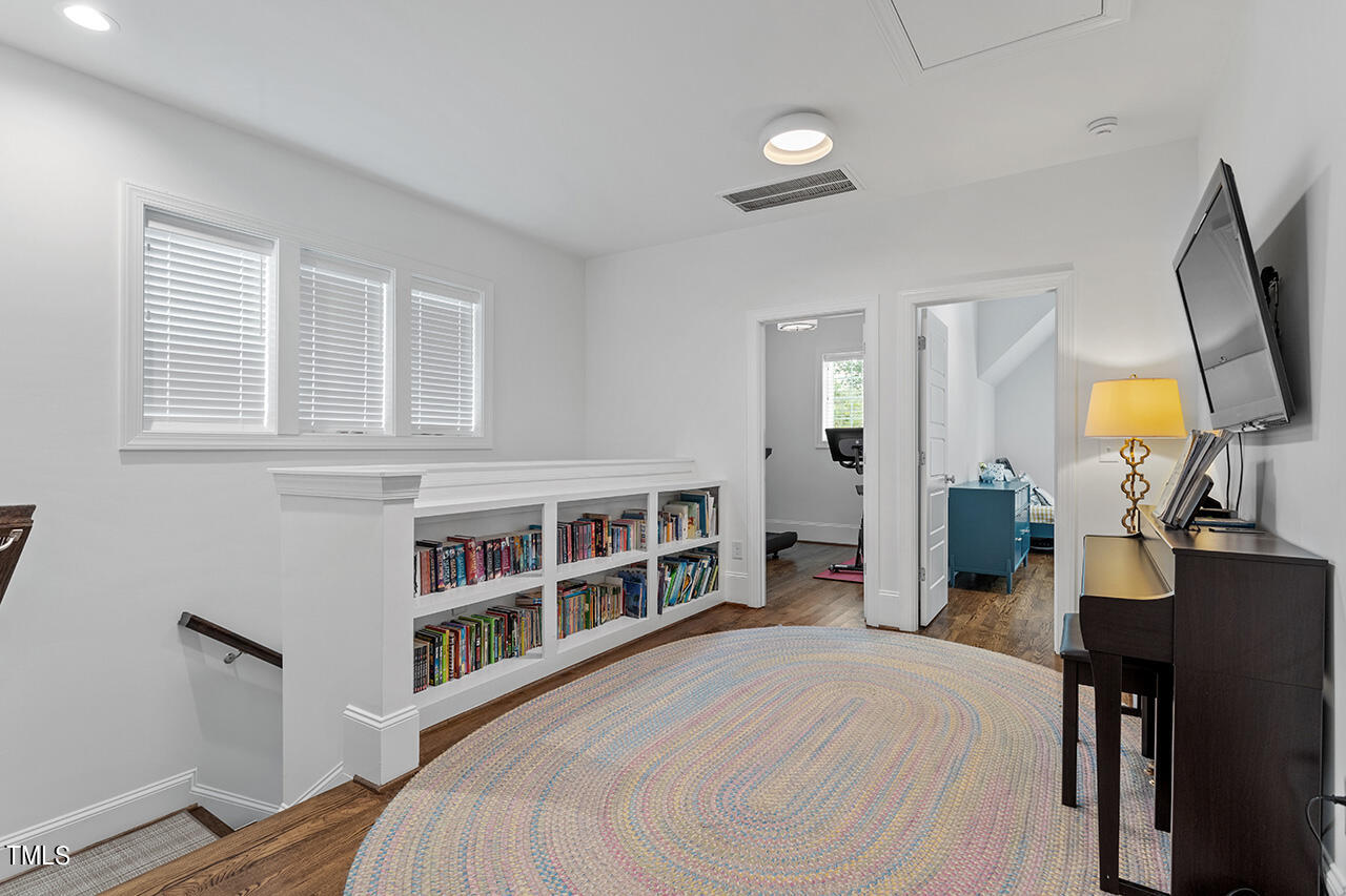 1805 Fairview Road Raleigh, NC 27608 - Photo 22 of 32 1805 Fairview Road_31