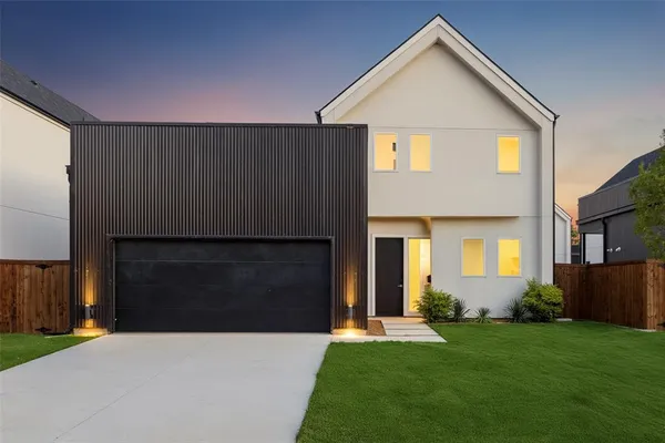 $4,850 | 829 Nomas Street, Dallas, TX 75212