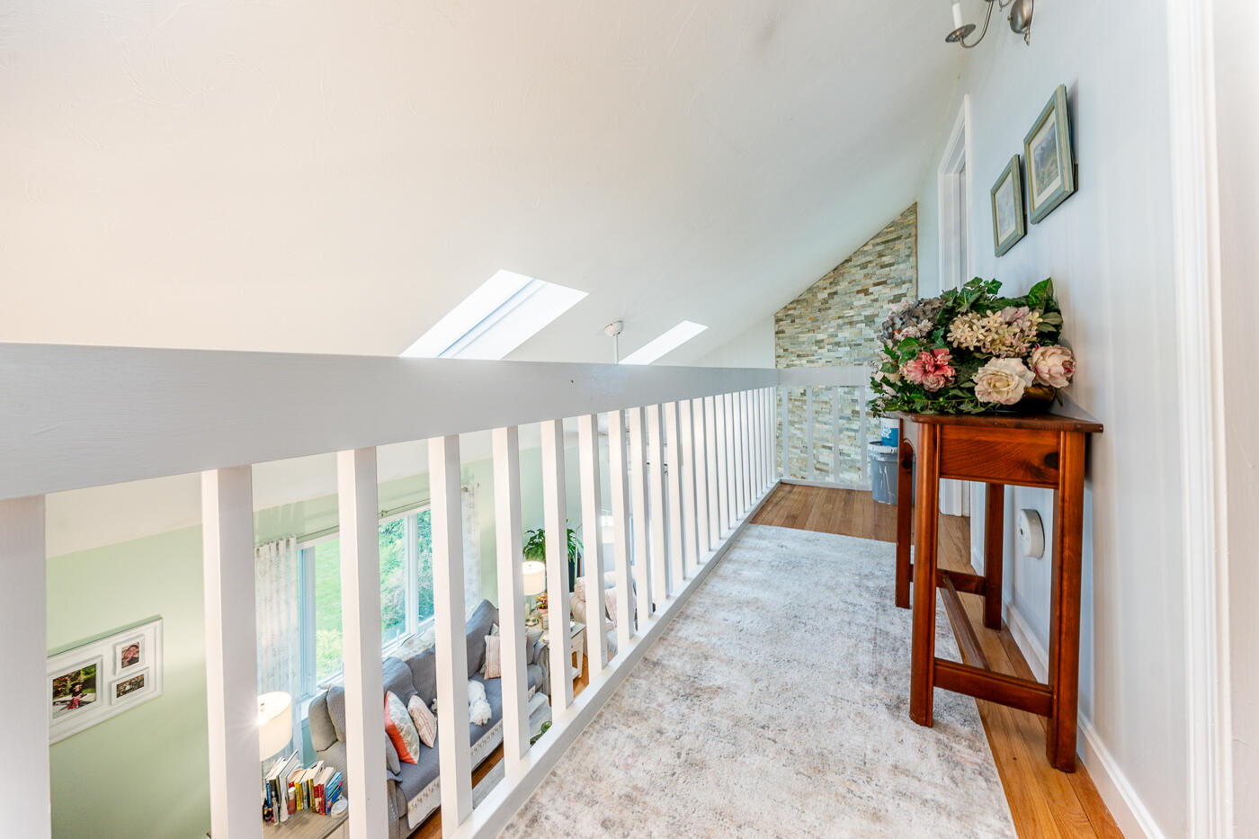 23 Redwood Circle Mashpee, MA 02649 - Photo 27 of 40 a view of entryway