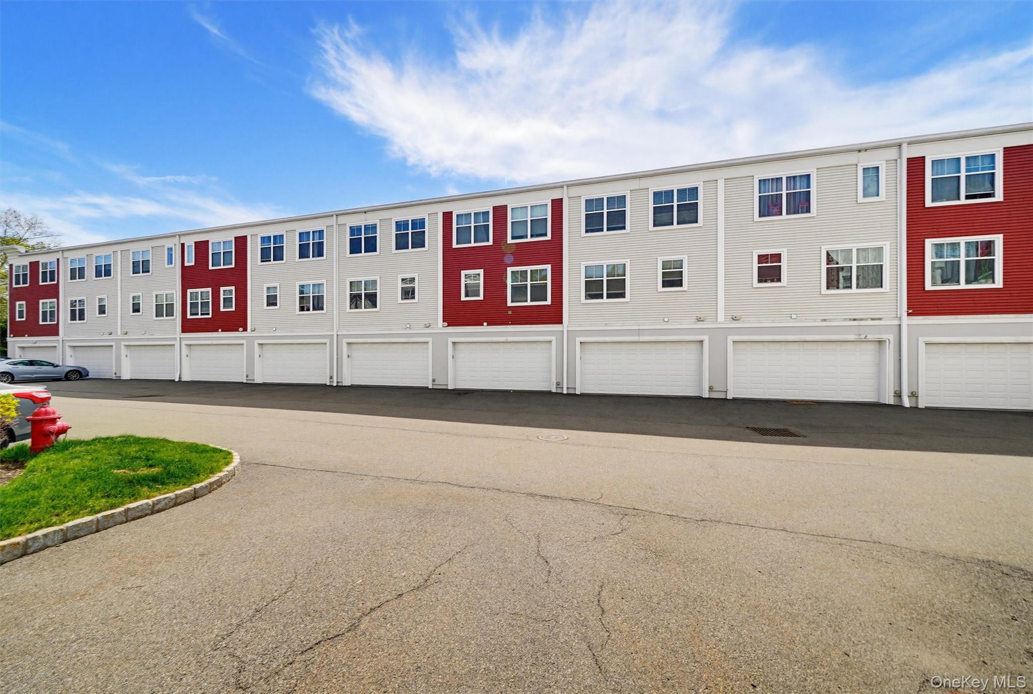 710 Main Street Peekskill, NY 10566 - Photo 31 of 34