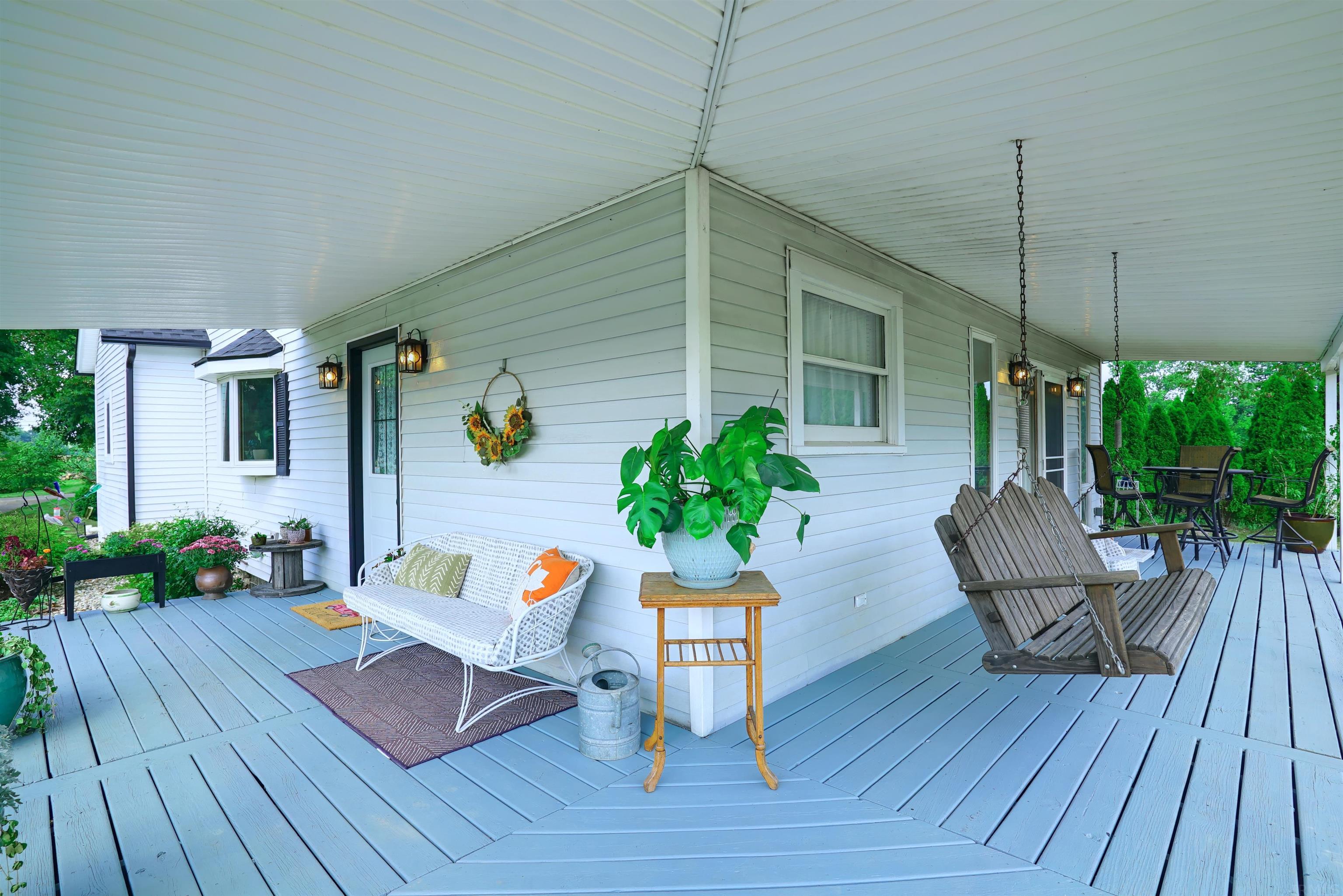 28298 Inwood Road North Liberty, IN 46554 - Photo 3 of 33 Gallery Image 3