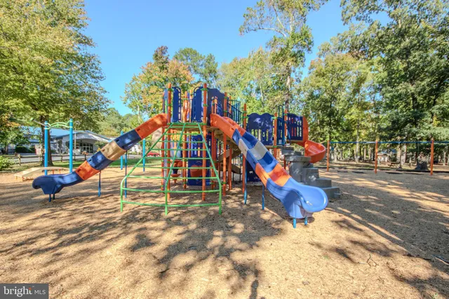 $375,900 | 103 Ocean Parkway, Ocean Pines, MD 21811