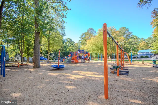 $375,900 | 103 Ocean Parkway, Ocean Pines, MD 21811