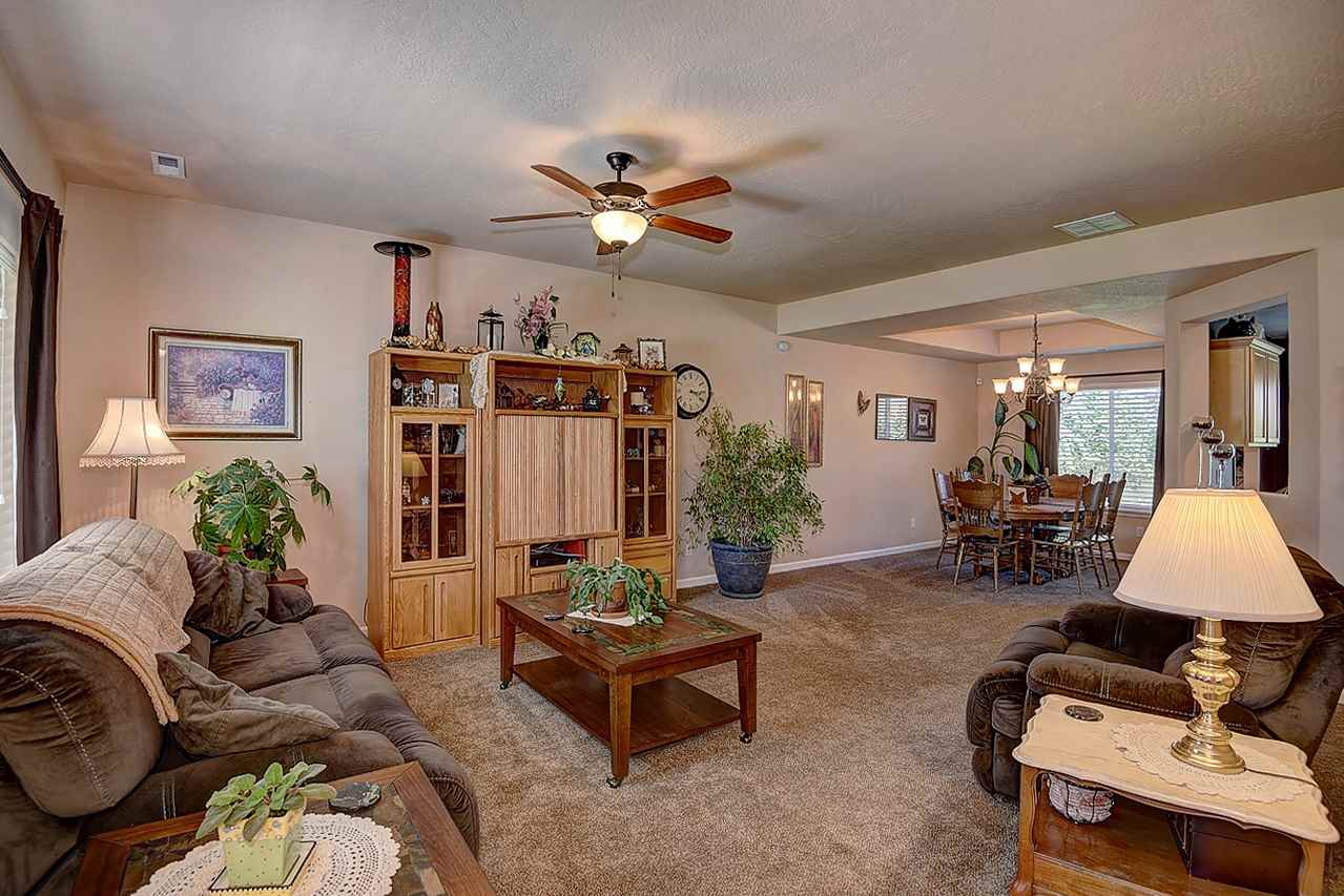 4607 South Carnation Road Spokane, WA 99224 - Photo 4 of 20