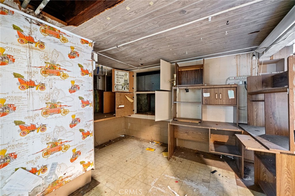 337 West Bennett Avenue Glendora, CA 91741 - Photo 41 of 67 a kitchen with stainless steel appliances a stove a sink and a refrigerator