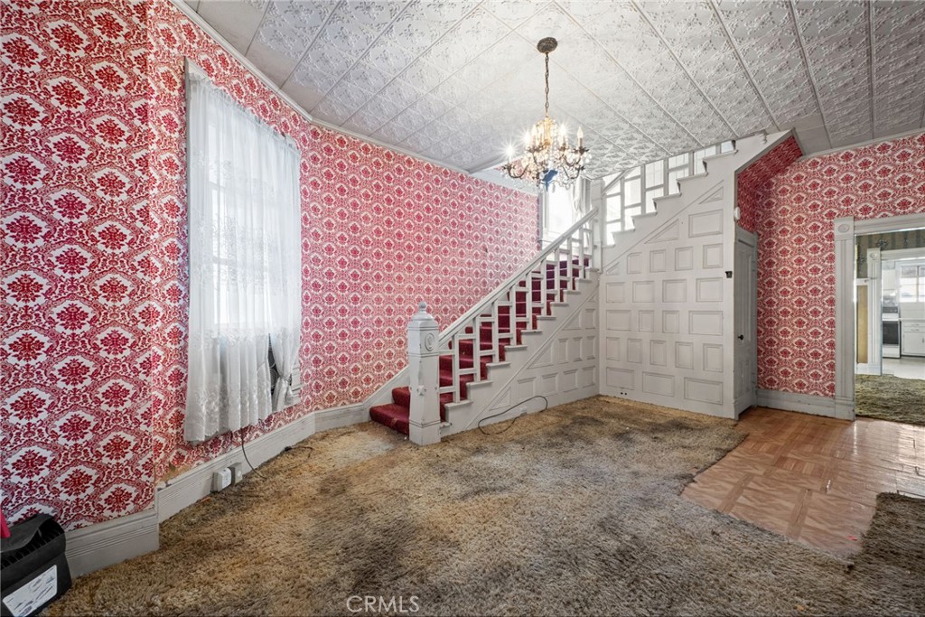 337 West Bennett Avenue Glendora, CA 91741 - Photo 8 of 67