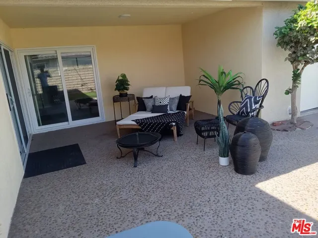 $996,750 | 2553 Pine Avenue, Long Beach, CA 90806