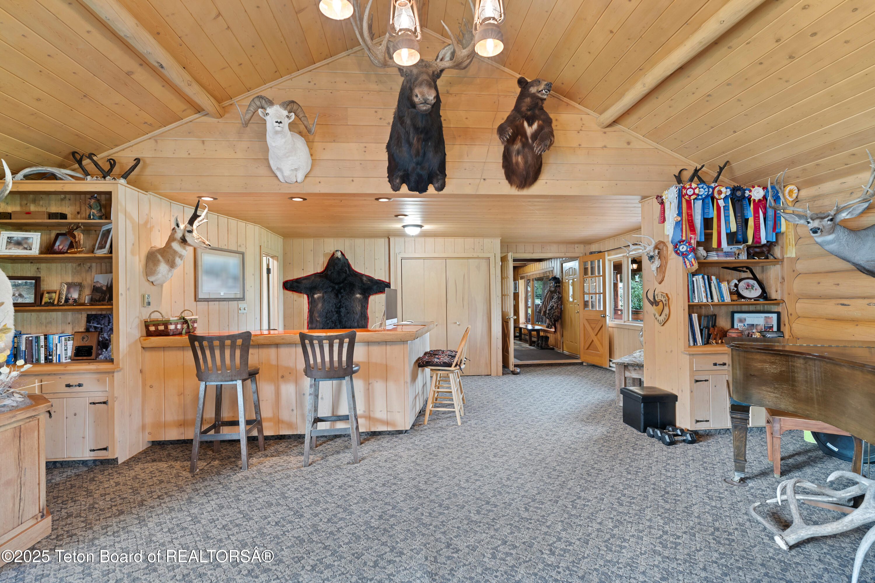 36 Stoney Point Road Dubois, WY 82513 - Photo 19 of 103 45