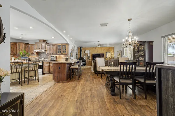 $929,900 | 17629 North 16th Street, Phoenix, AZ 85022