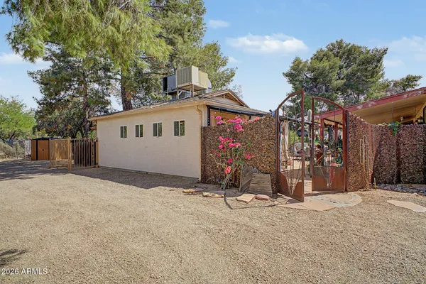 $929,900 | 17629 North 16th Street, Phoenix, AZ 85022